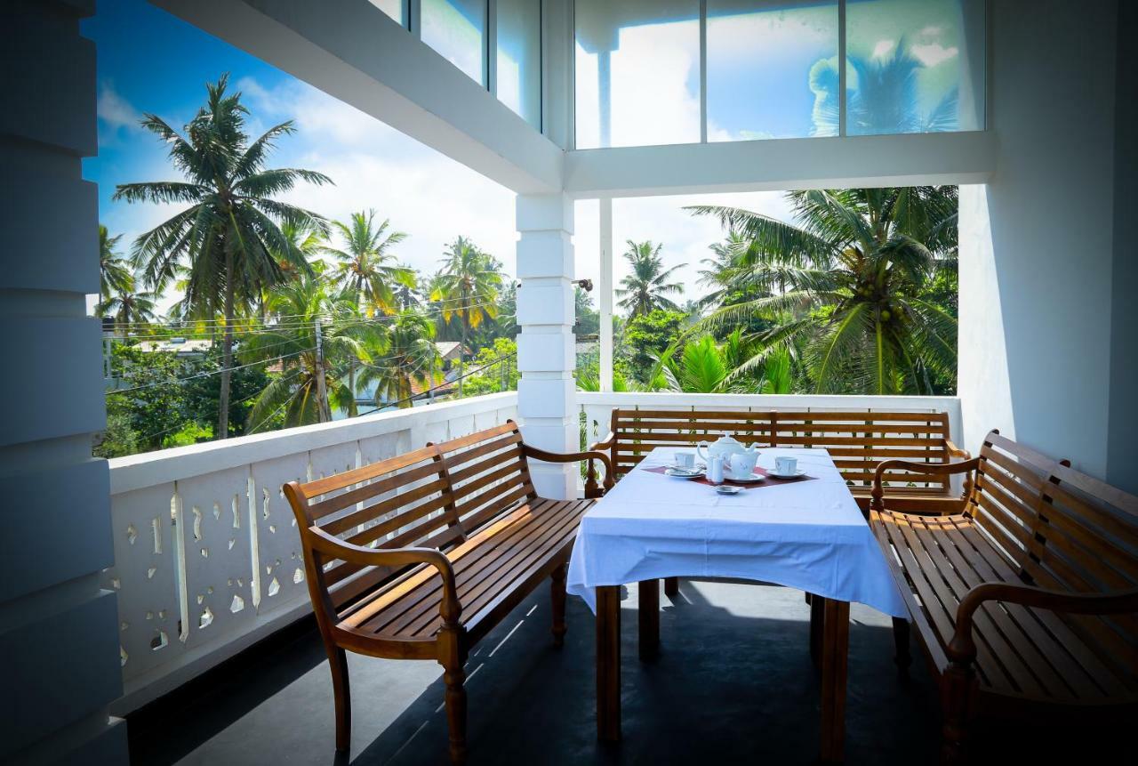 Hikka Ocean Resort Хіккадува Екстер'єр фото